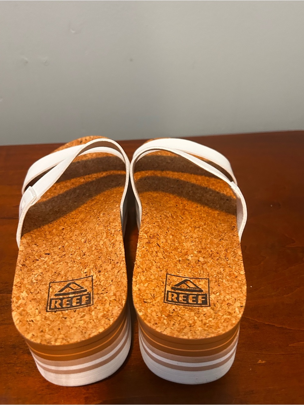 Reef White Double-Strap Cork Platform Slide Sandals size 8 - Picture 7 of 13